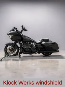 More photos of 2025 Harley-Davidson Road Glide 117 at Jeremy Franklin Automotive of Blue Springs, MO