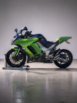 More photos of 2013 Kawasaki ZX1000GDF Ninja at Jeremy Franklin Automotive of Blue Springs, MO