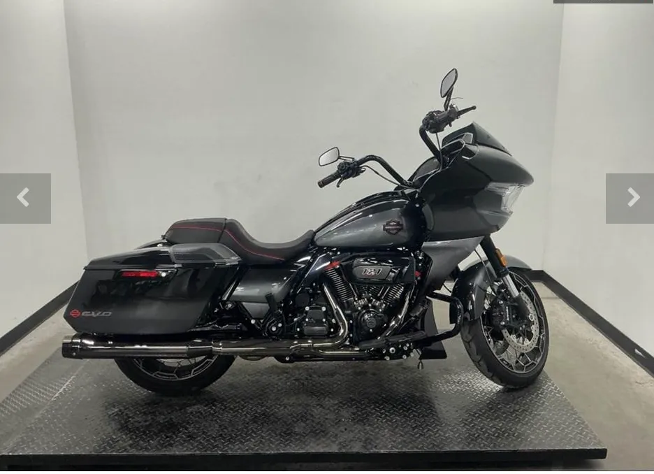 Unknown 2025 Harley-Davidson Road Glide CVO FLTRXSE for sale in Blue Springs, MO