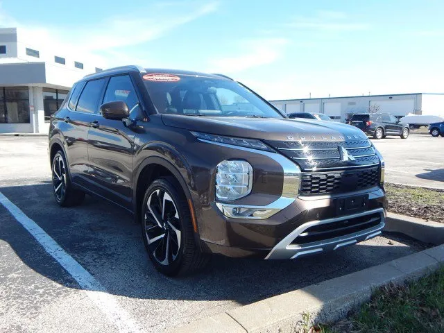 2024 Mitsubishi Outlander SEL for sale in Blue Springs, MO