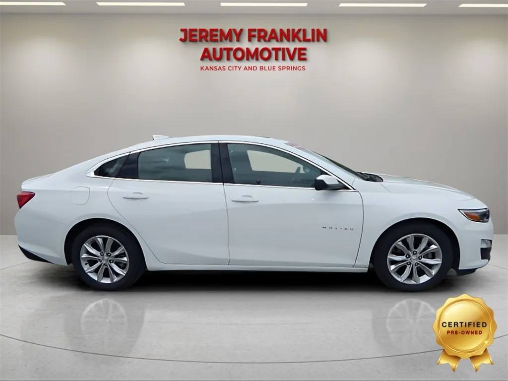 Used 2023 Chevrolet Malibu 1LT with VIN 1G1ZD5ST0PF137343 for sale in Kansas City