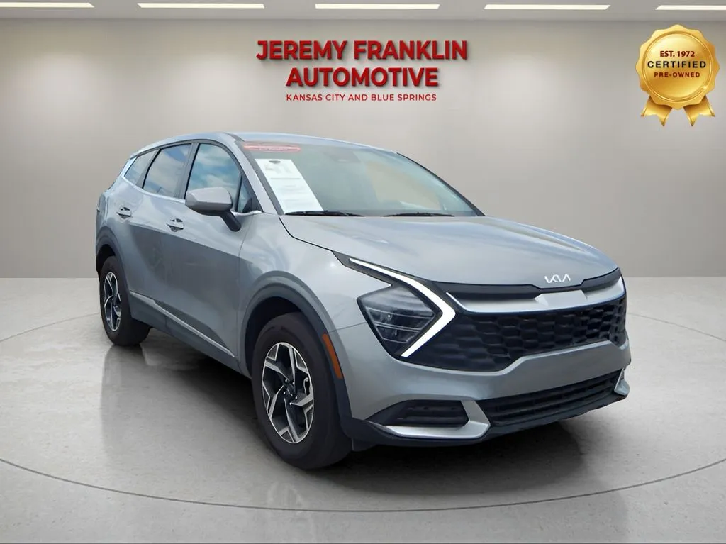 Gray 2024 Kia Sportage LX for sale in Blue Springs, MO