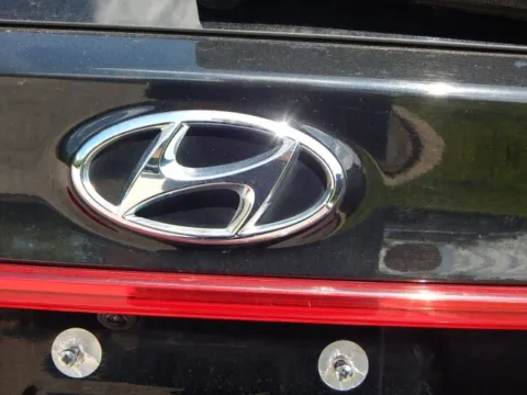 More photos of 2023 Hyundai Santa Fe XRT at Jeremy Franklin Automotive of Blue Springs, MO