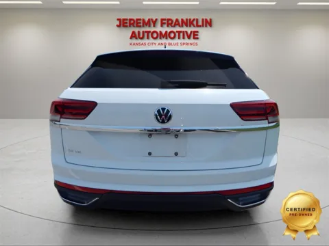More photos of 2021 Volkswagen Atlas Cross Sport 3.6L V6 SE w/Technology at Jeremy Franklin Automotive of Blue Springs, MO
