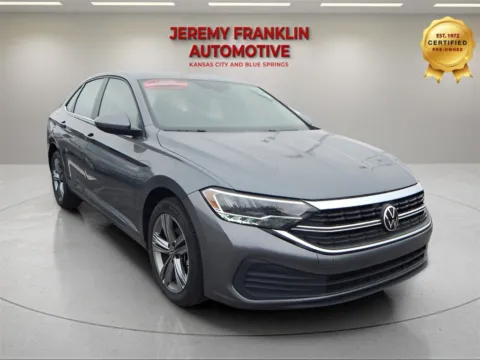 Gray 2024 Volkswagen Jetta 1.5T SE for sale in Blue Springs, MO