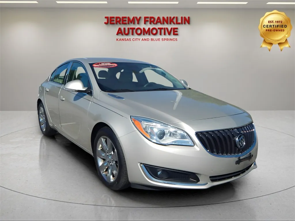 Silver 2016 Buick Regal Turbo for sale in Blue Springs, MO