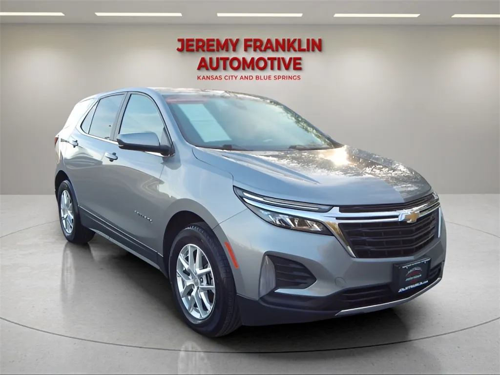 Gray 2023 Chevrolet Equinox LT for sale in Blue Springs, MO