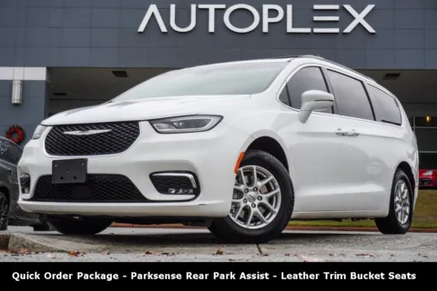 White 2022 Chrysler Pacifica Touring L for sale in Duluth, GA