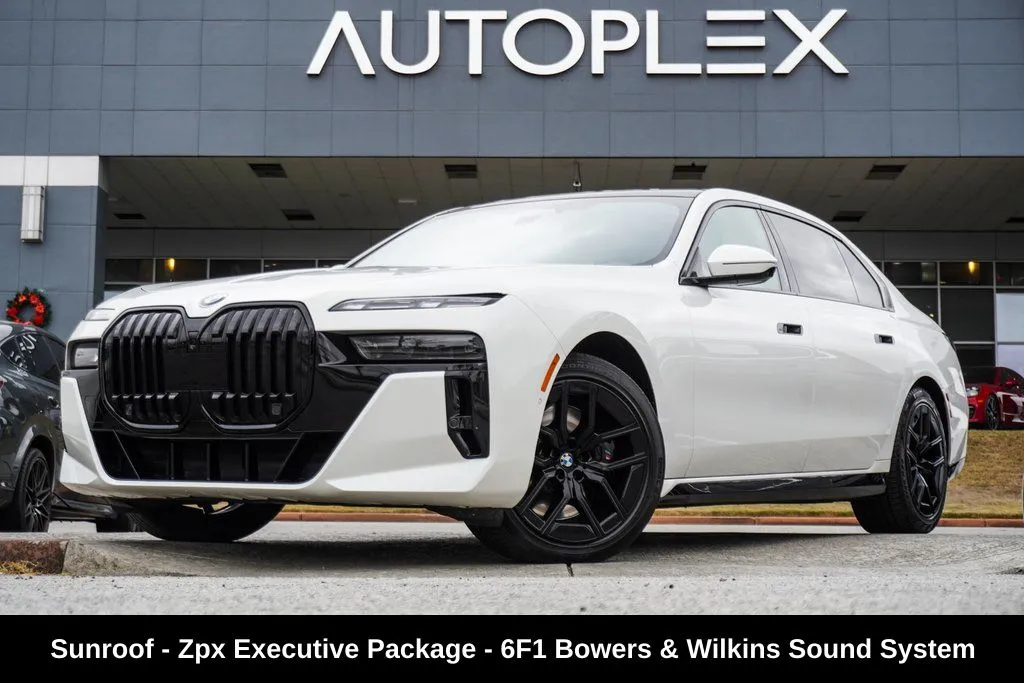 White 2023 BMW 7 Series 760i xDrive for sale in Duluth, GA