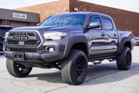 More photos of 2020 Toyota Tacoma SR5 at Autoplex Atlanta, GA