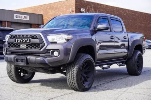 More photos of 2020 Toyota Tacoma SR5 at Autoplex Atlanta, GA