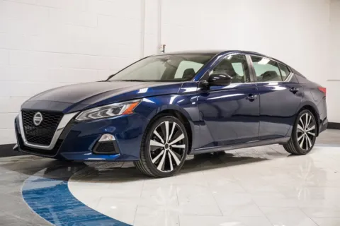 More photos of 2022 Nissan Altima 2.5 SR at Autoplex Atlanta, GA