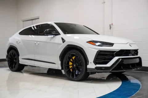 More photos of 2021 Lamborghini Urus at Autoplex Atlanta, GA