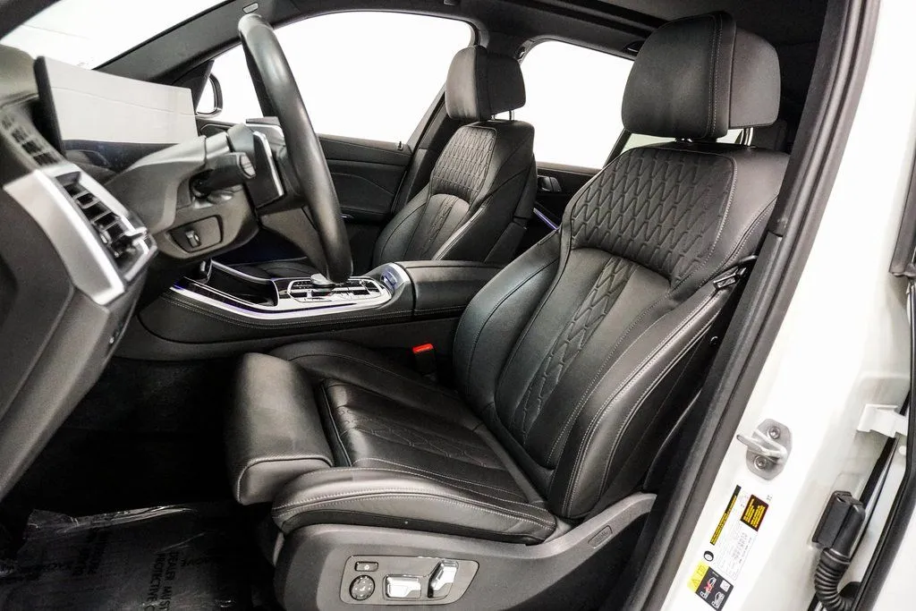 2025 BMW X5 50e - Photo 6