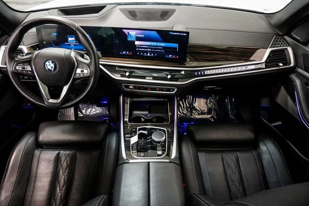 2025 BMW X5 50e - Photo 16