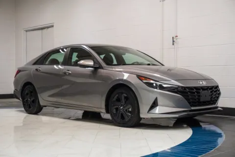 More photos of 2022 Hyundai Elantra SEL at Autoplex Atlanta, GA