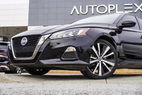 Photos of 2022 Nissan Altima 2.5 SR for sale in Duluth, GA at Autoplex Atlanta