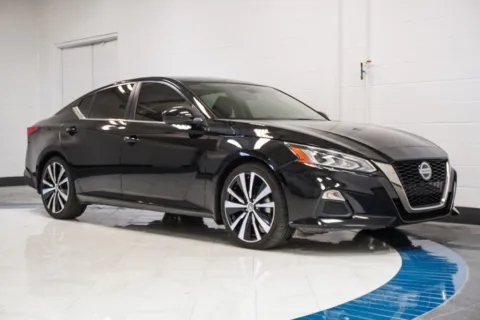 More photos of 2022 Nissan Altima 2.5 SR at Autoplex Atlanta, GA