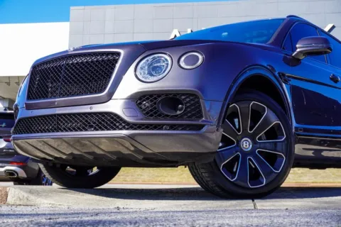 Photos of 2020 Bentley Bentayga V8 for sale in Duluth, GA at Autoplex Atlanta