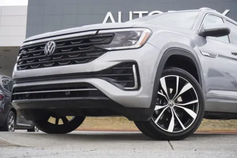 Photos of 2024 Volkswagen Atlas 2.0T SEL Premium R-Line for sale in Duluth, GA at Autoplex Atlanta