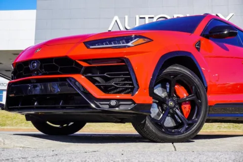 Photos of 2019 Lamborghini Urus for sale in Duluth, GA at Autoplex Atlanta