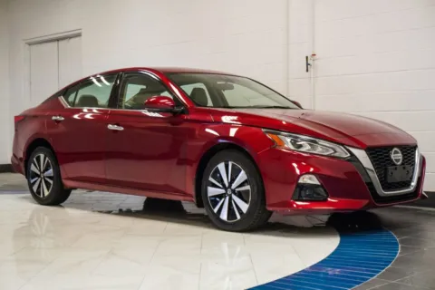 More photos of 2021 Nissan Altima 2.5 SL at Autoplex Atlanta, GA