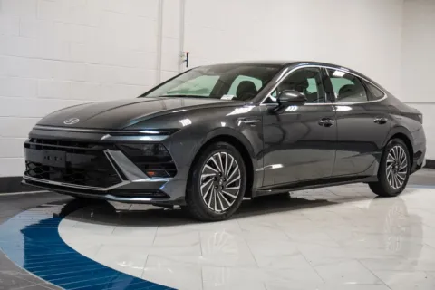 More photos of 2025 Hyundai Sonata Hybrid SEL at Autoplex Atlanta, GA