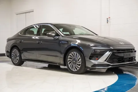 More photos of 2025 Hyundai Sonata Hybrid SEL at Autoplex Atlanta, GA