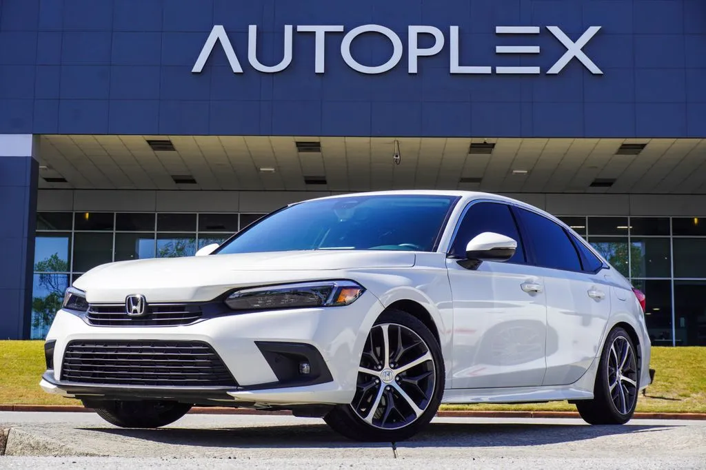 White 2022 Honda Civic Touring for sale in Duluth, GA