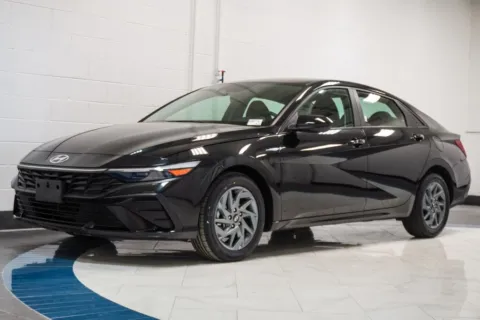 More photos of 2024 Hyundai Elantra SEL at Autoplex Atlanta, GA