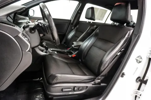 More photos of 2017 Honda Accord Sport at Autoplex Atlanta, GA