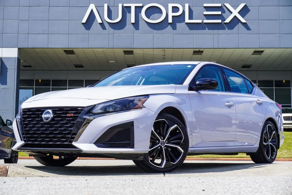 White 2024 Nissan Altima 2.5 SR for sale in Duluth, GA