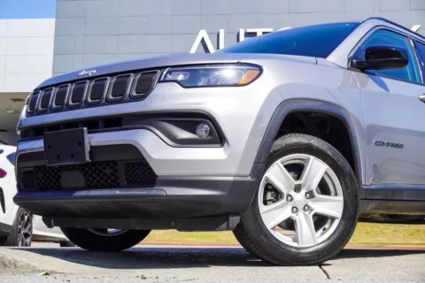 Photos of 2022 Jeep Compass Latitude for sale in Duluth, GA at Autoplex Atlanta