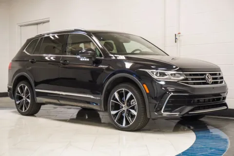 More photos of 2022 Volkswagen Tiguan 2.0T SEL R-Line at Autoplex Atlanta, GA