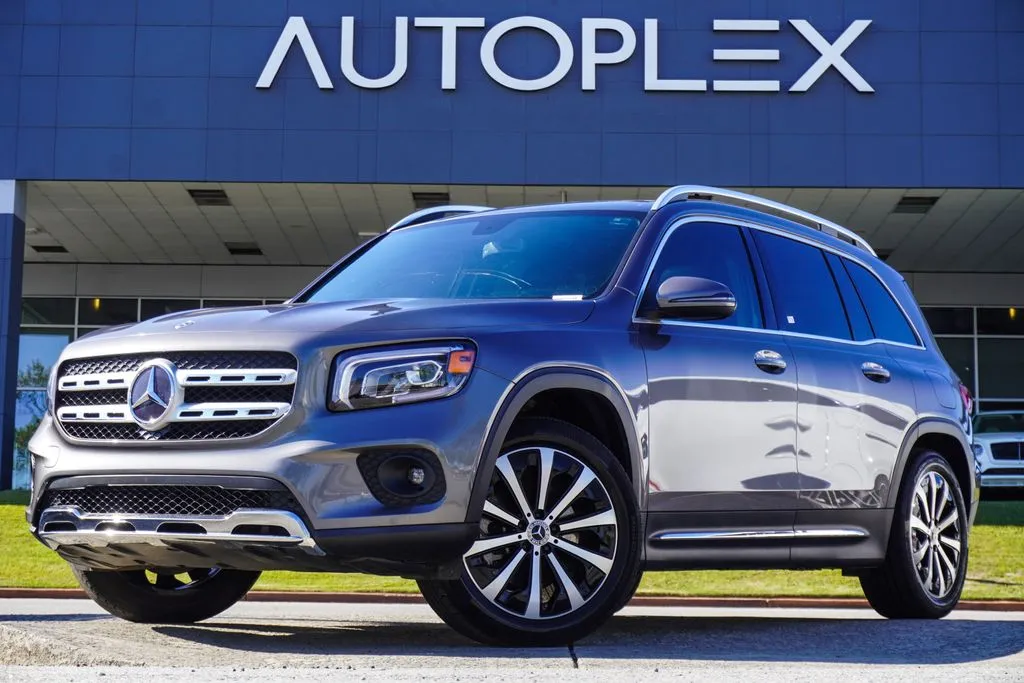 Gray 2022 Mercedes-Benz GLB 250 for sale in Duluth, GA