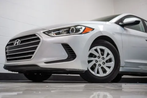 Photos of 2018 Hyundai Elantra SE for sale in Duluth, GA at Autoplex Atlanta