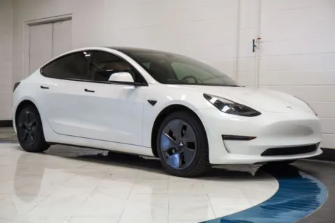 More photos of 2022 Tesla Model 3 Long Range at Autoplex Atlanta, GA