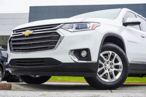 Photos of 2021 Chevrolet Traverse LT for sale in Duluth, GA at Autoplex Atlanta