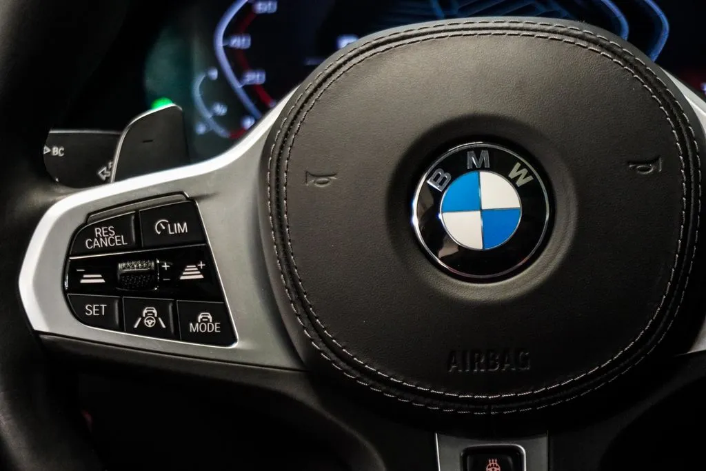 2020 BMW X6 M50i - Photo 16