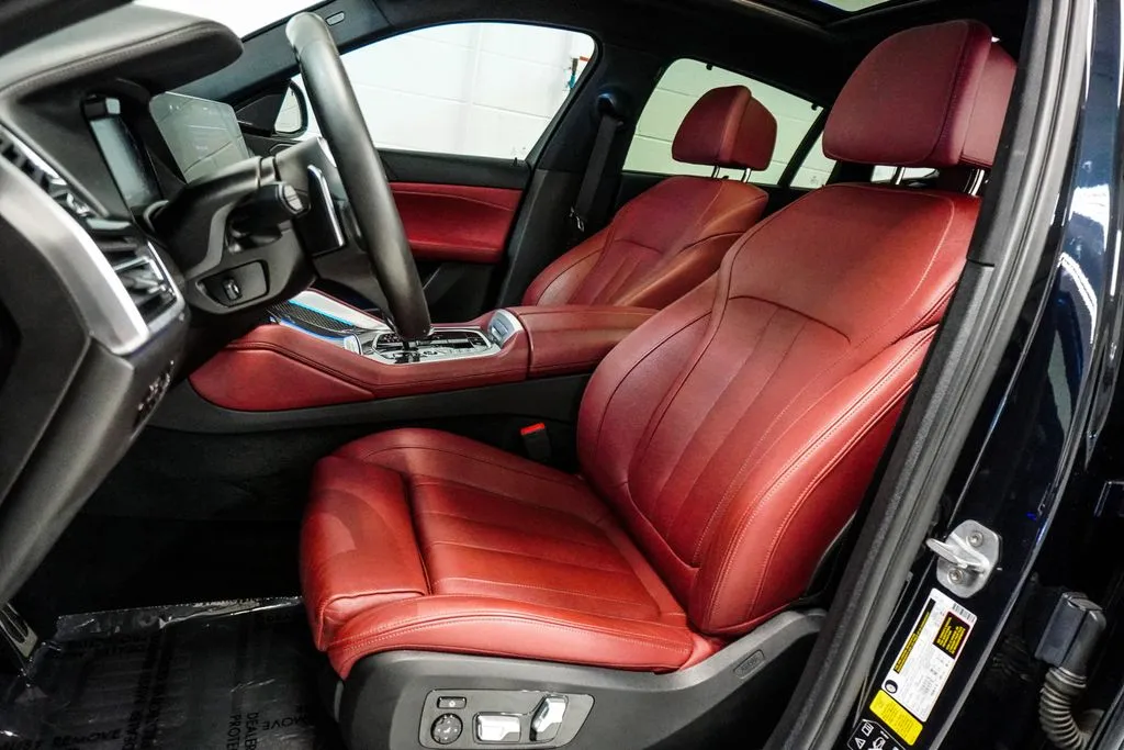 2020 BMW X6 M50i - Photo 6