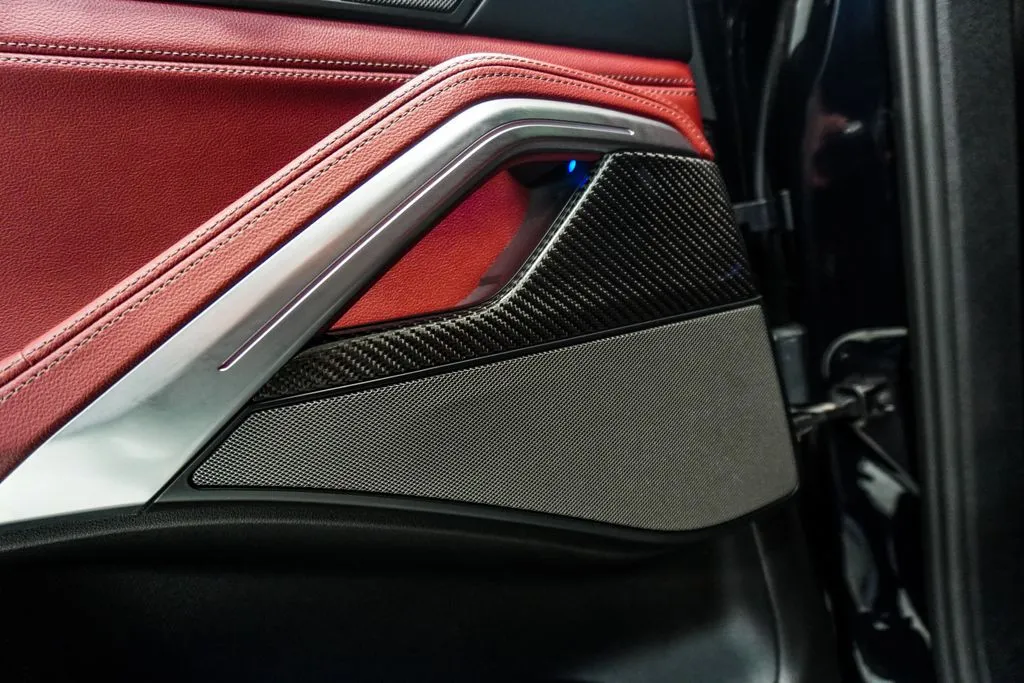 2020 BMW X6 M50i - Photo 9