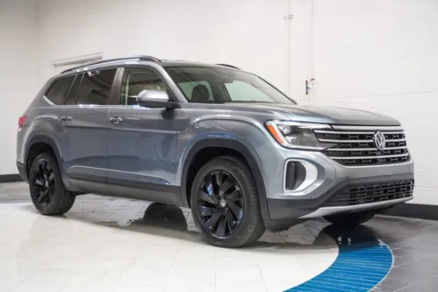 More photos of 2025 Volkswagen Atlas 2.0T SE w/Technology at Autoplex Atlanta, GA