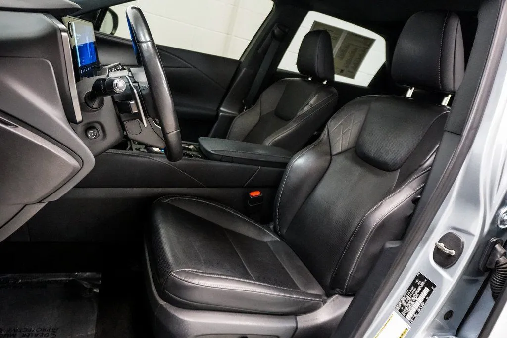 2023 Lexus RX 350 - Photo 6
