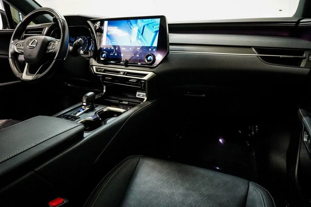 2023 Lexus RX 350 - Photo 12