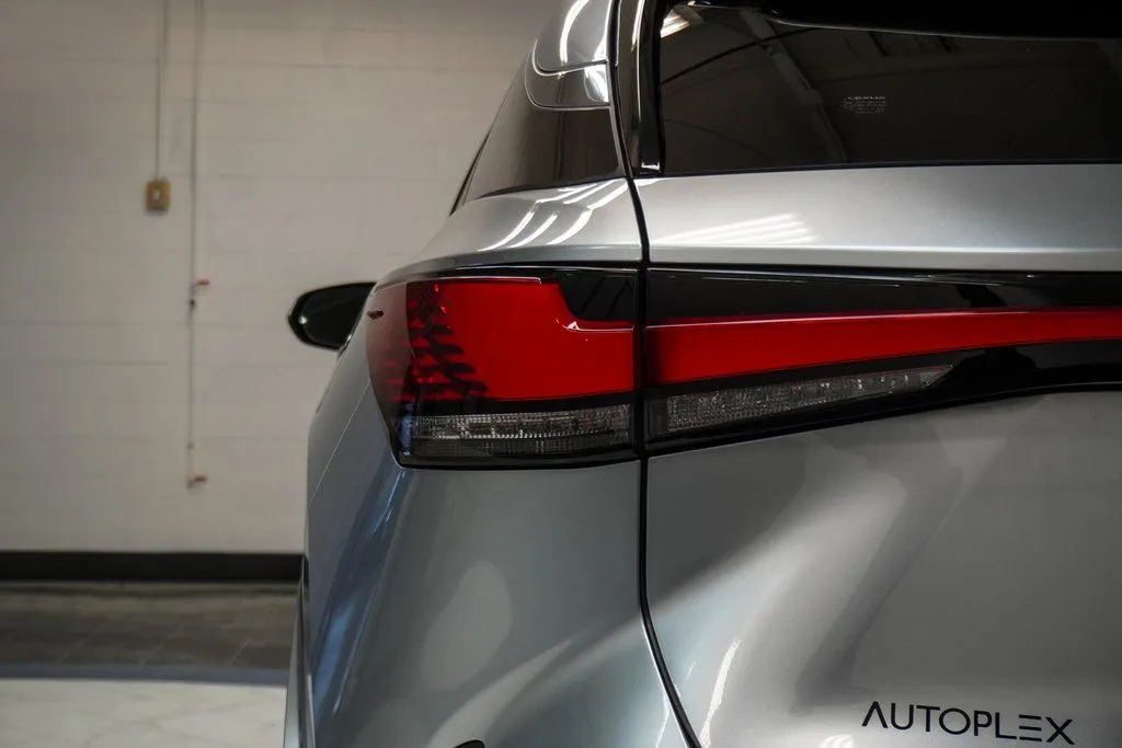 2023 Lexus RX 350 - Photo 41