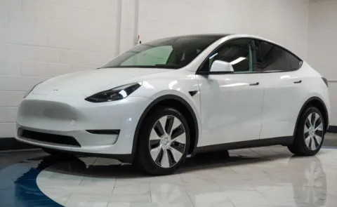 More photos of 2023 Tesla Model Y Long Range at Autoplex Atlanta, GA