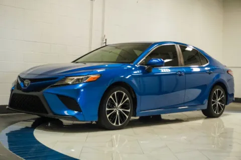More photos of 2019 Toyota Camry SE at Autoplex Atlanta, GA