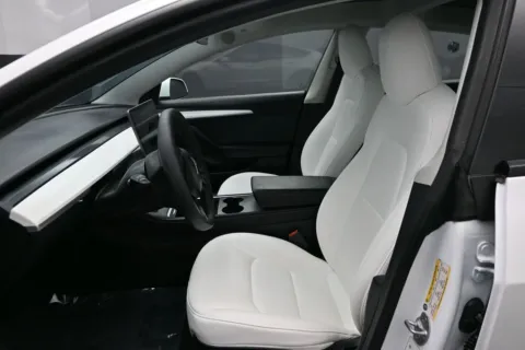 More photos of 2022 Tesla Model 3 at Autoplex Atlanta, GA