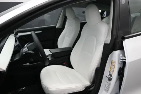 More photos of 2022 Tesla Model 3 at Autoplex Atlanta, GA