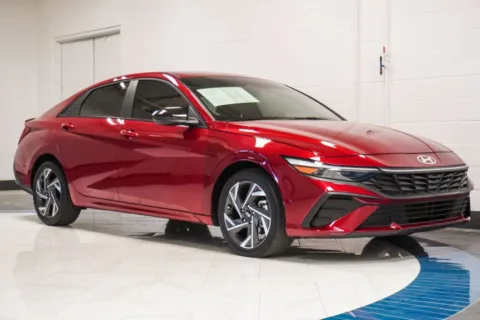 More photos of 2025 Hyundai Elantra SEL Sport at Autoplex Atlanta, GA